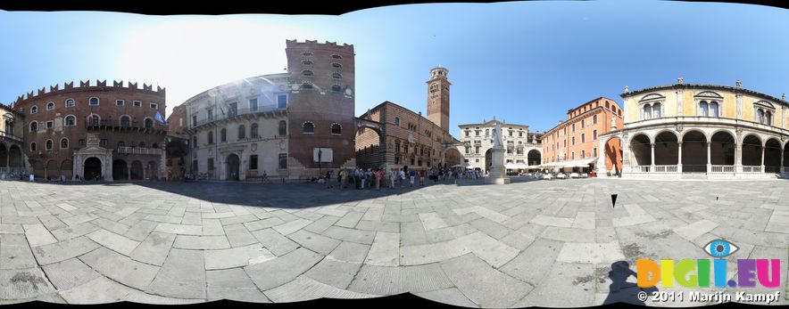 SX19113-19151 Piazza dei Signori, Verona, Italy